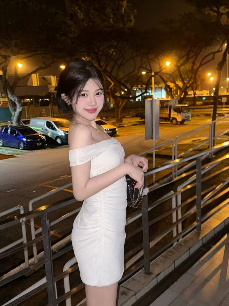 嫩妹学生
